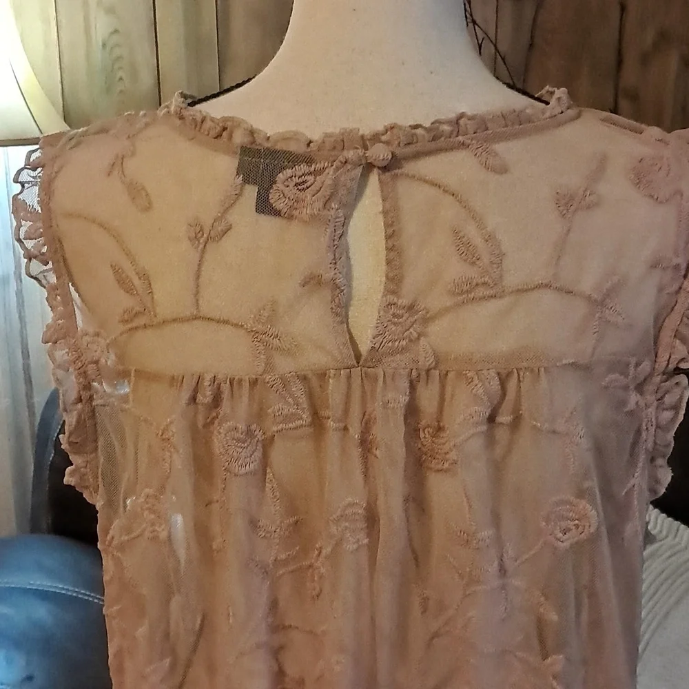 Torrid Floral Blush Pink Lace Sleeveless Blouse Top Office Business Casual Size - Picture 8 of 12